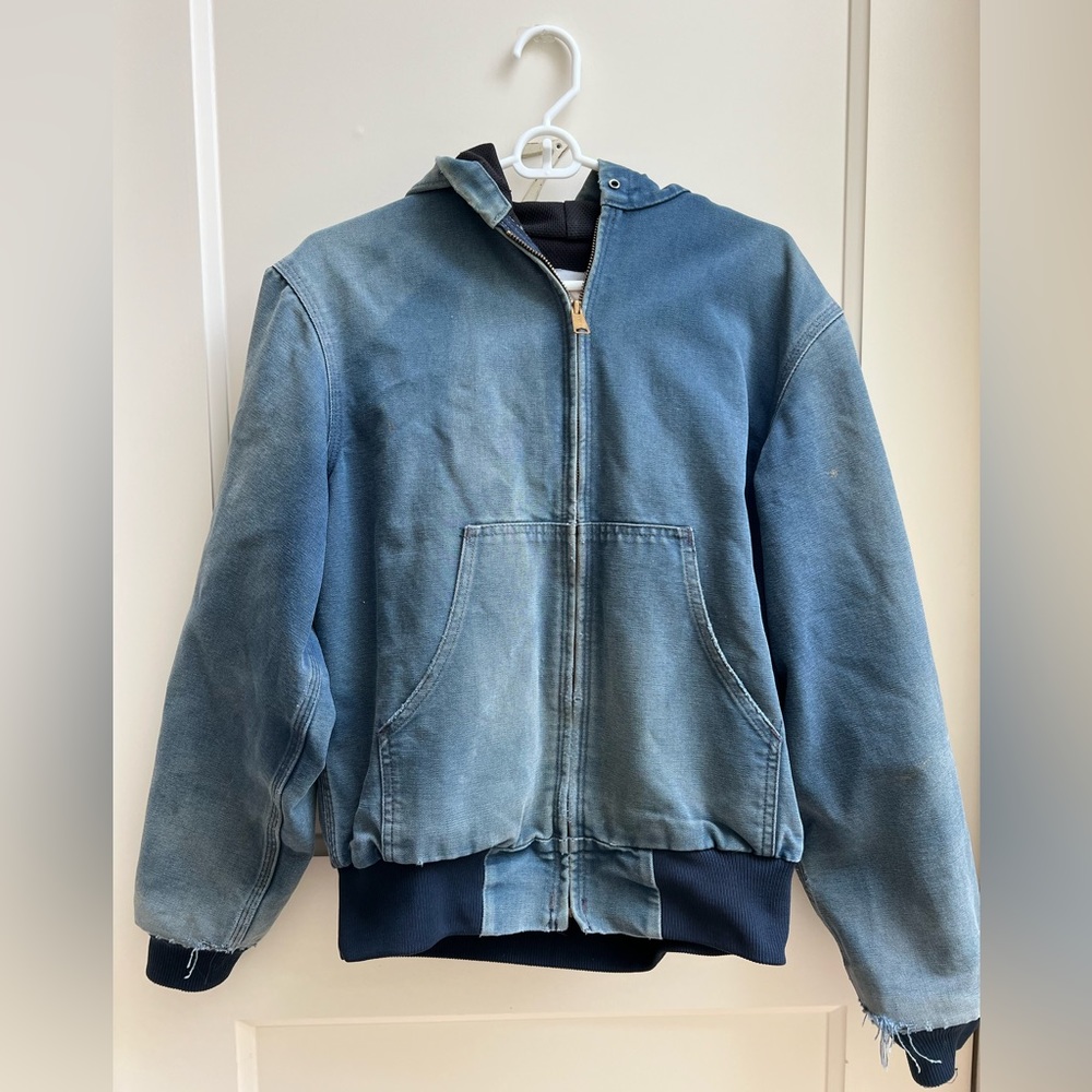 90’s Vintage Carhartt Men’s Blue Duck Lined Jacket
